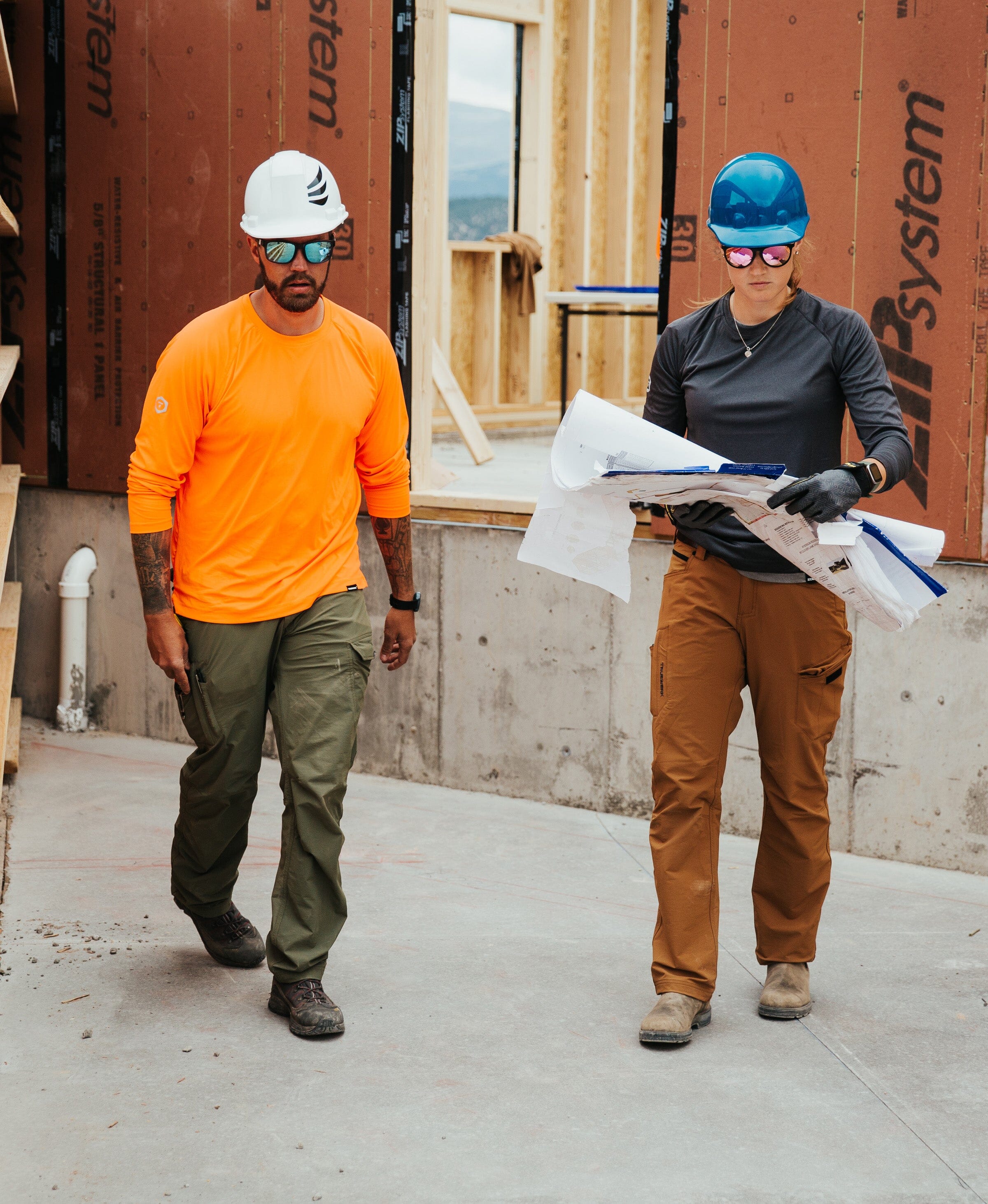 Women's B1 Long Sleeve Tee